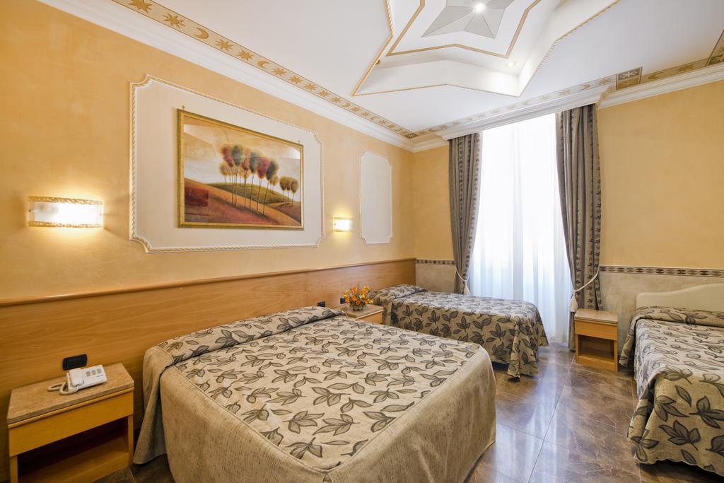 Triple Room,1437315841:JPEG